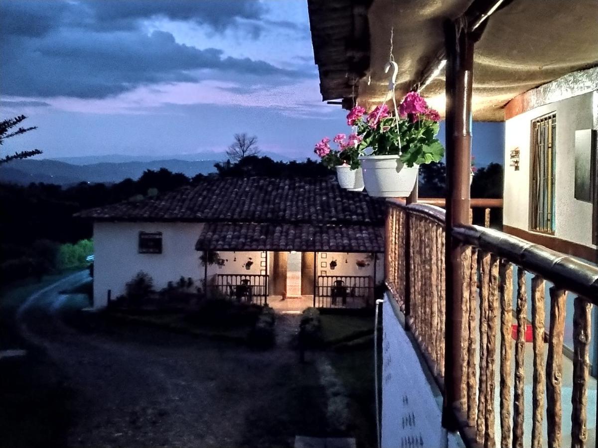 Hacienda Cafetera La Gaviota Villa Chinchiná Eksteriør billede